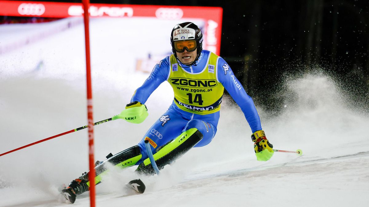 Alex Vinatzer durante lo slalom di Madonna di Campiglio, Coppa del Mondo 2021/2022