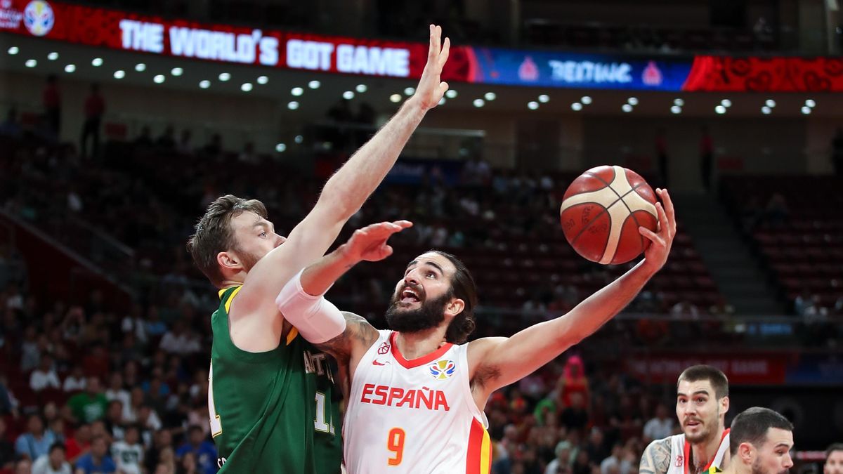 Spain wins against Australia in semi final after over time