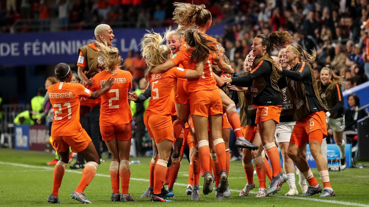 Women’s World Cup 2019 Late penalty drama as Netherlands snatch win