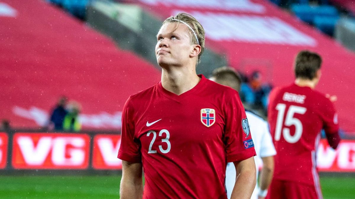 Erling Haaland muss in Norwegen wegen eines Coronafalls in der Nationalmannschaft möglicherweise zehn Tage in Quarantäne