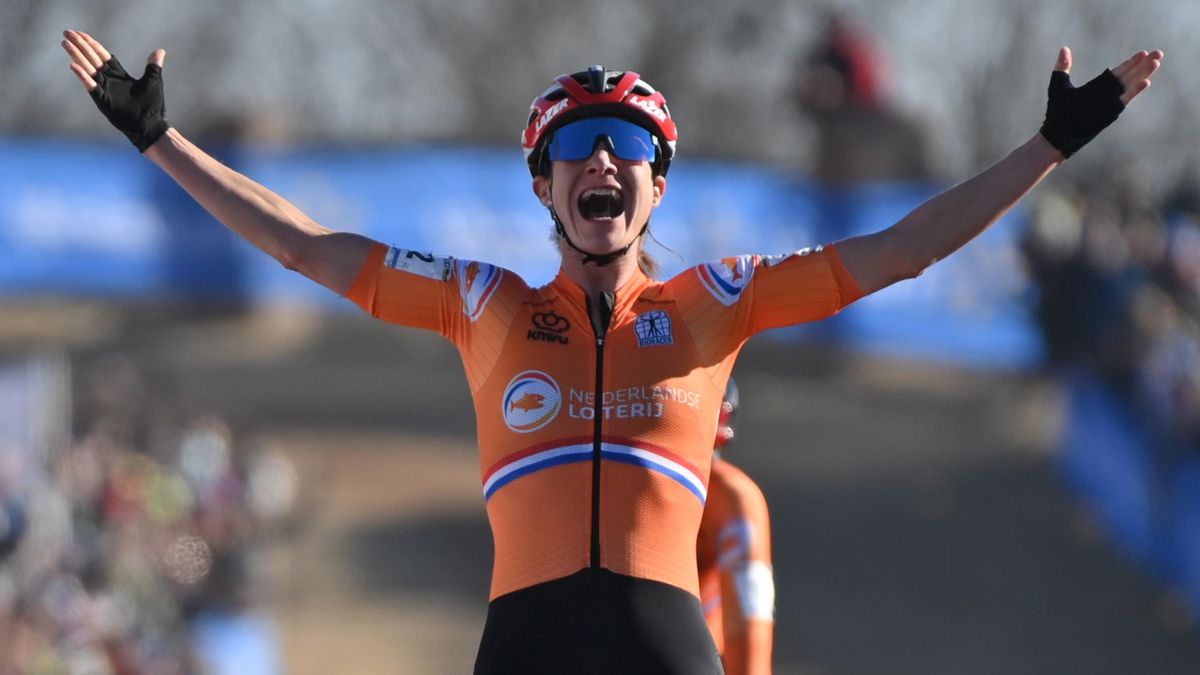 Marianne Vos werd in januari 2022 nog wereldkampioen cyclo-cross in Fayetteville.