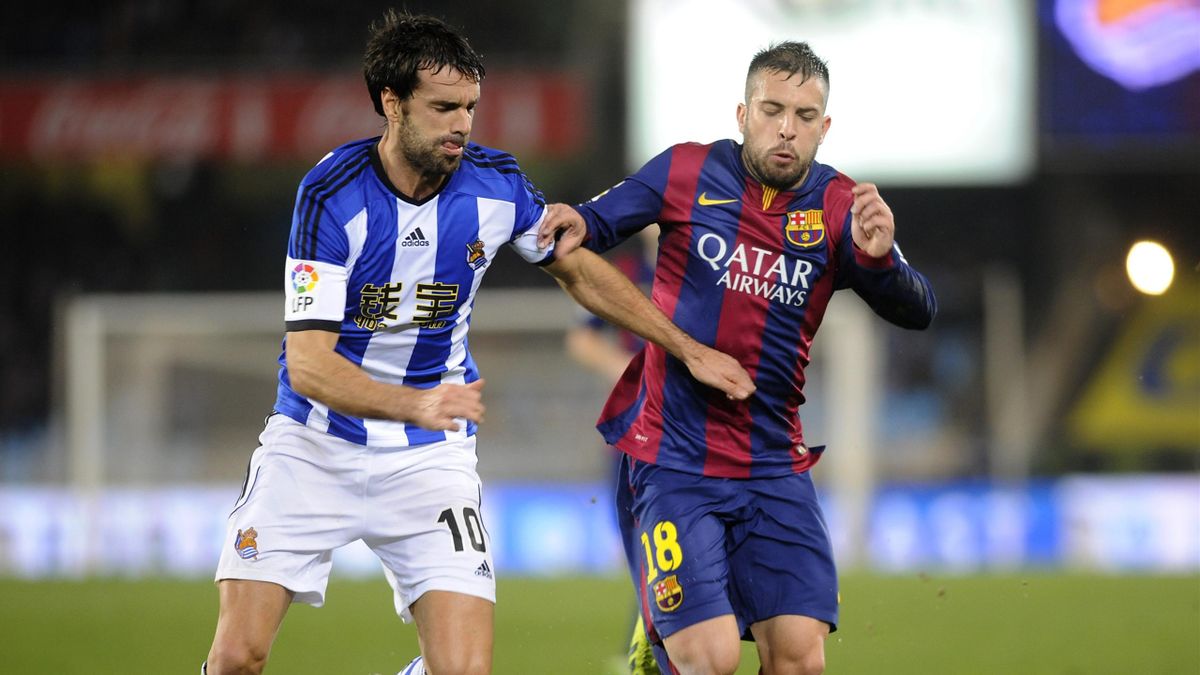 Jordi Alba (Barcelone) face à Xabi Prieto (Real Sociedad), 2014-2015