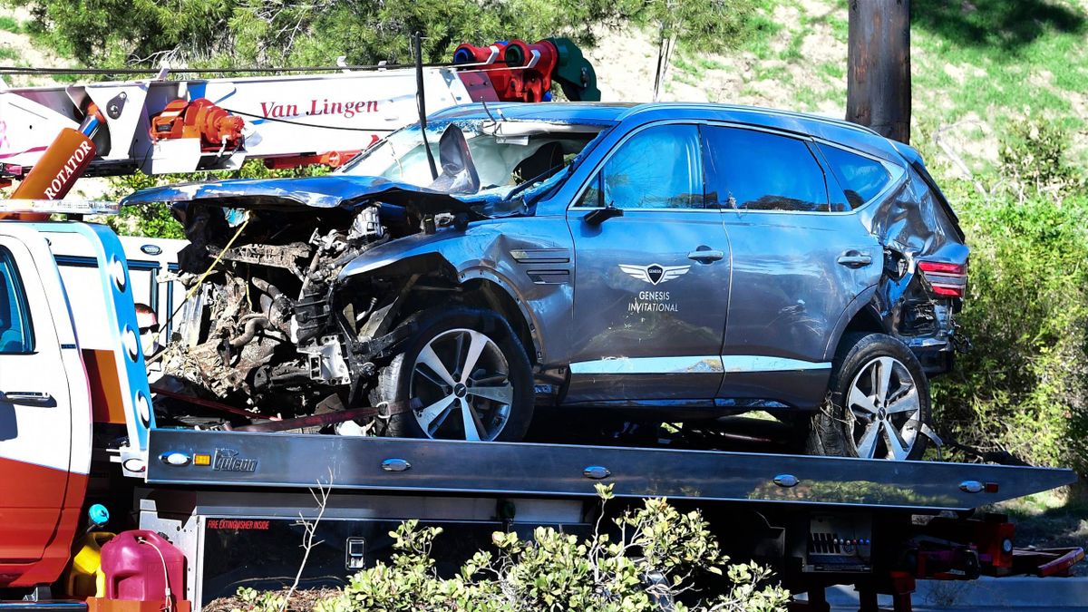 Damage suffered to Tiger Woods' car in a crash in Los Angeles