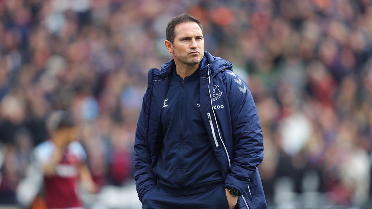 Frank Lampard, manager of Everton, looks on during the Premier League match between West Ham United and Everton at London Stadium on April 03, 2022 in London, England.