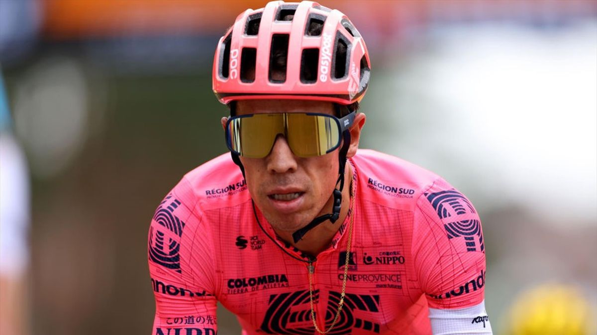Rigoberto Uran al traguardo di Le Creusot - Tour de France 2021