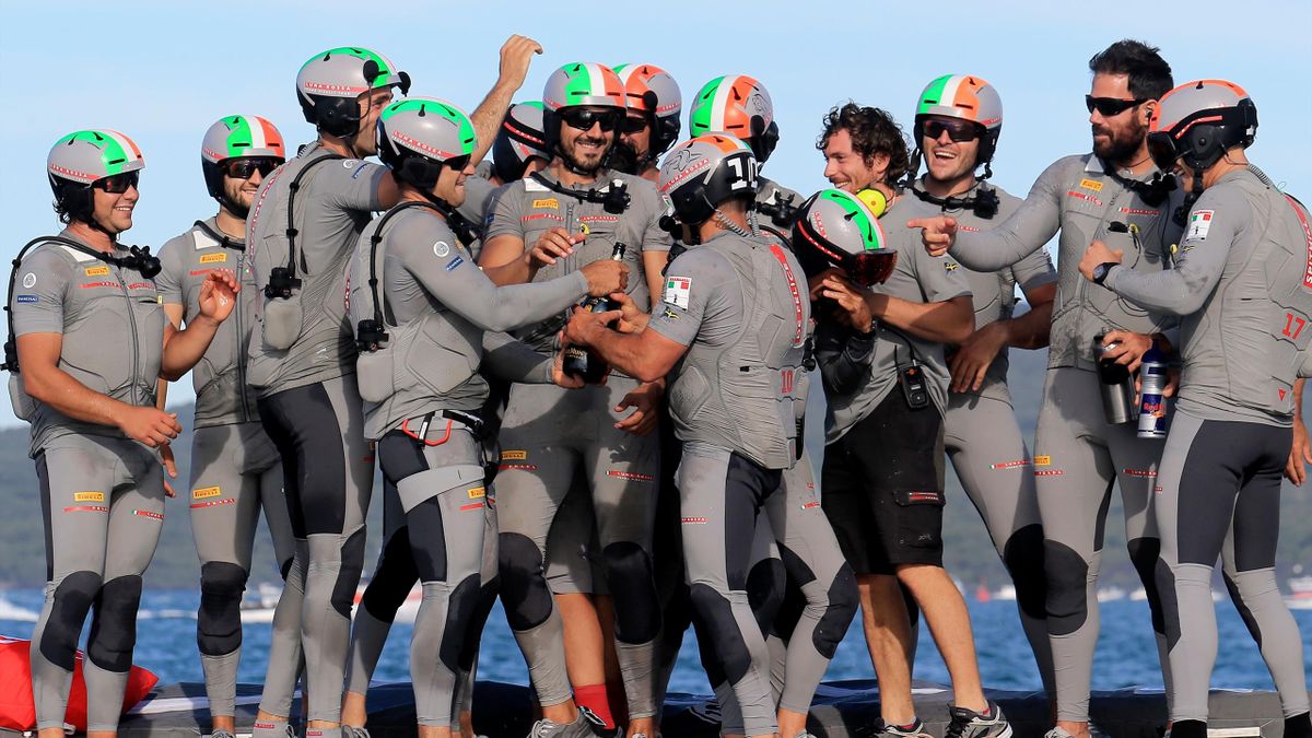 Prada Cup, Trionfo Luna Rossa! 7-1 su Team Ineos UK, Italia in finale di  America's Cup - Eurosport