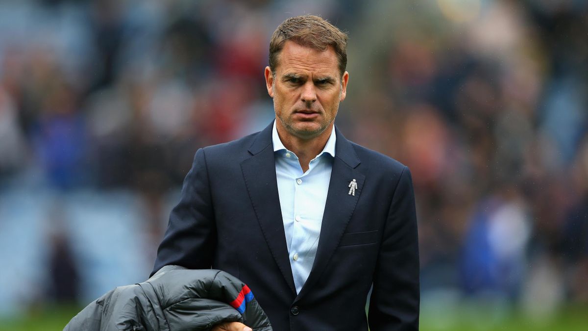 Frank de Boer, Manager of Crystal Palace looks on during the Premier League match between Burnley and Crystal Palace at Turf Moor on September 10, 2017 in Burnley, England.
