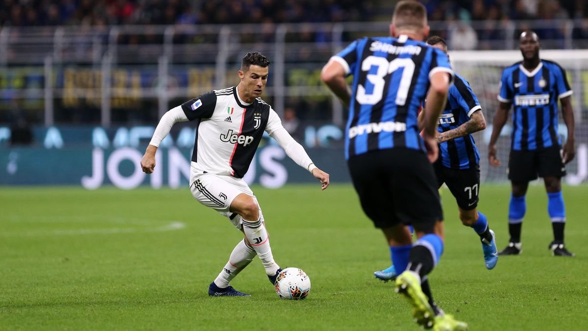 Cristiano Ronaldo (l.) mit Juventus Turin gegen Inter Mailand