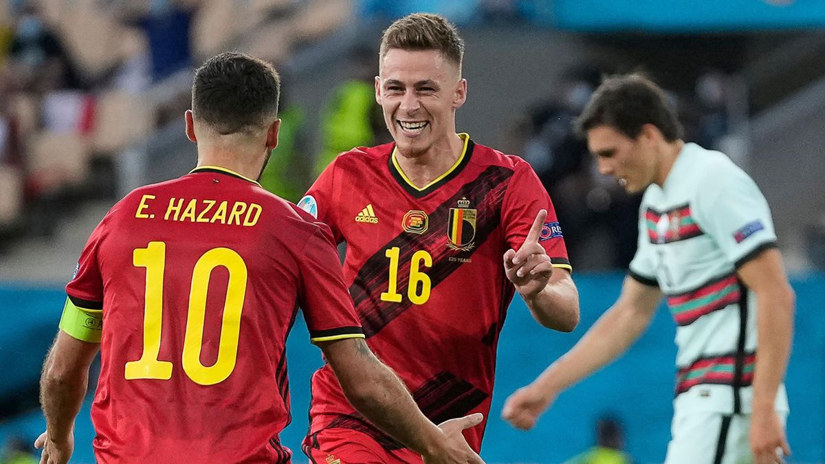 Thorgan Hazard ed Eden Hazard festeggiano il gol contro il Portogallo