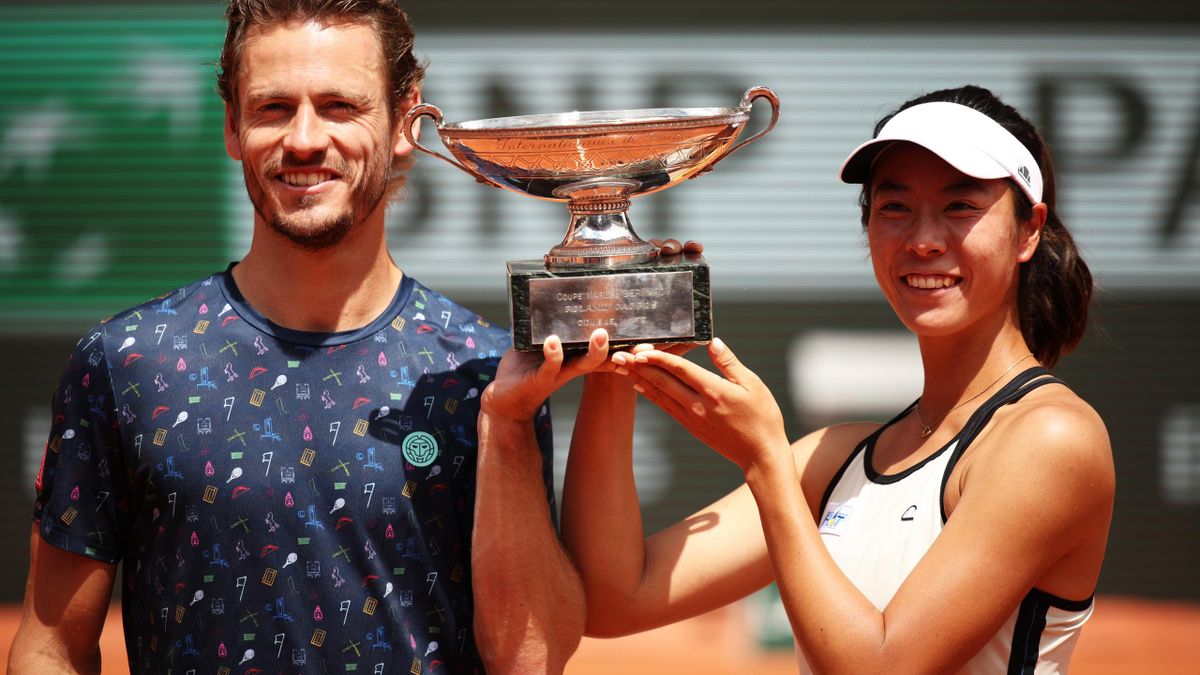 Wesley Koolhof en Ena Shibahara winnen het gemengd dubbel op Roland Garros.