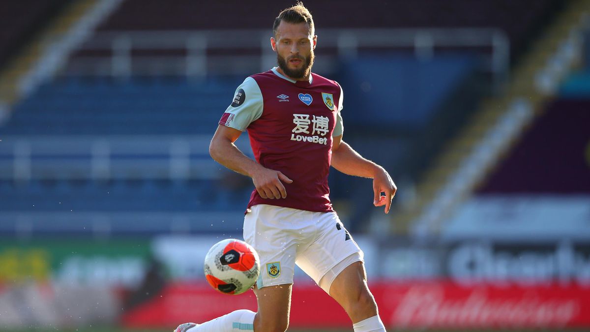 Burnley Narrowly Avoid Costly Error In Fa Cup After Naming Suspended Erik Pieters In Starting Xi Eurosport