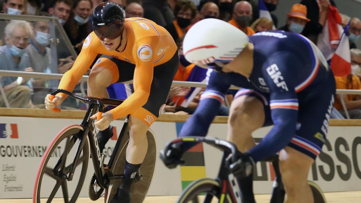 Dutch Harrie Lavreysen and French Rayan Helal pictured in action during the fourth day of the UCI track cycling World Championships, in Roubaix, France, Saturday 23 October 2021. The World Championships take place from 20 to 24 October 2021. BELGA PHOTO B