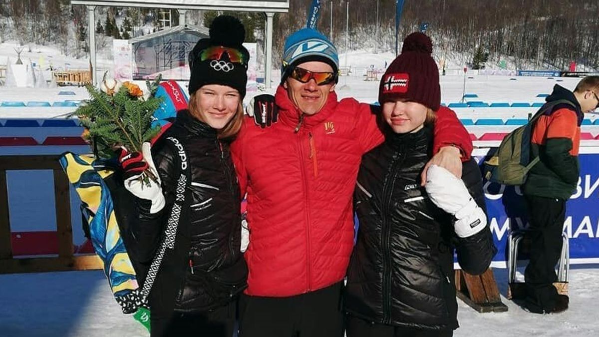 Сергей Долидович с дочерьми Ольгой и Дарьей