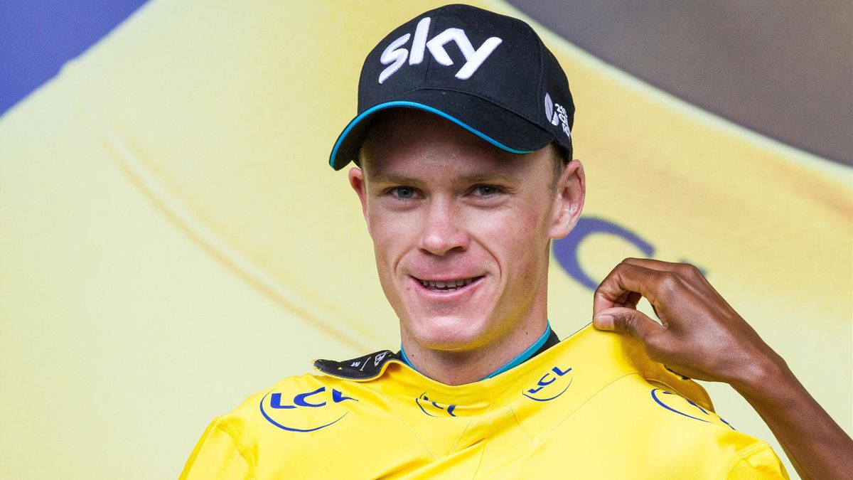 Tour de France 2015, Christopher Froome festeggia la maglia gialla sull'Alpe d'Huez