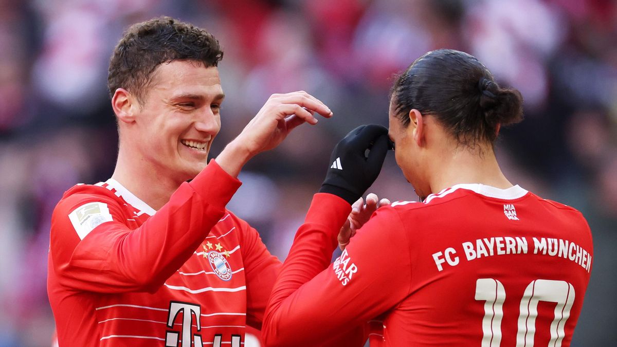 Bayern Munich 5-3 Augsburg: Hosts score five goals to open three-point gap at top of Bundesliga table - Eurosport