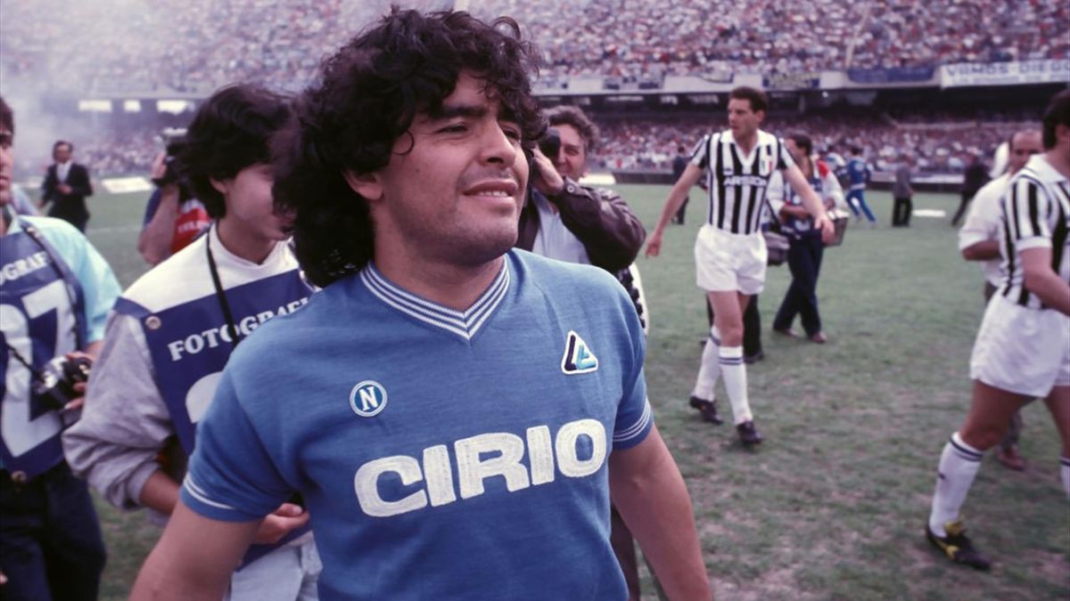 Diyego Maradona umer posle ostanovky serdsa - Eurosport