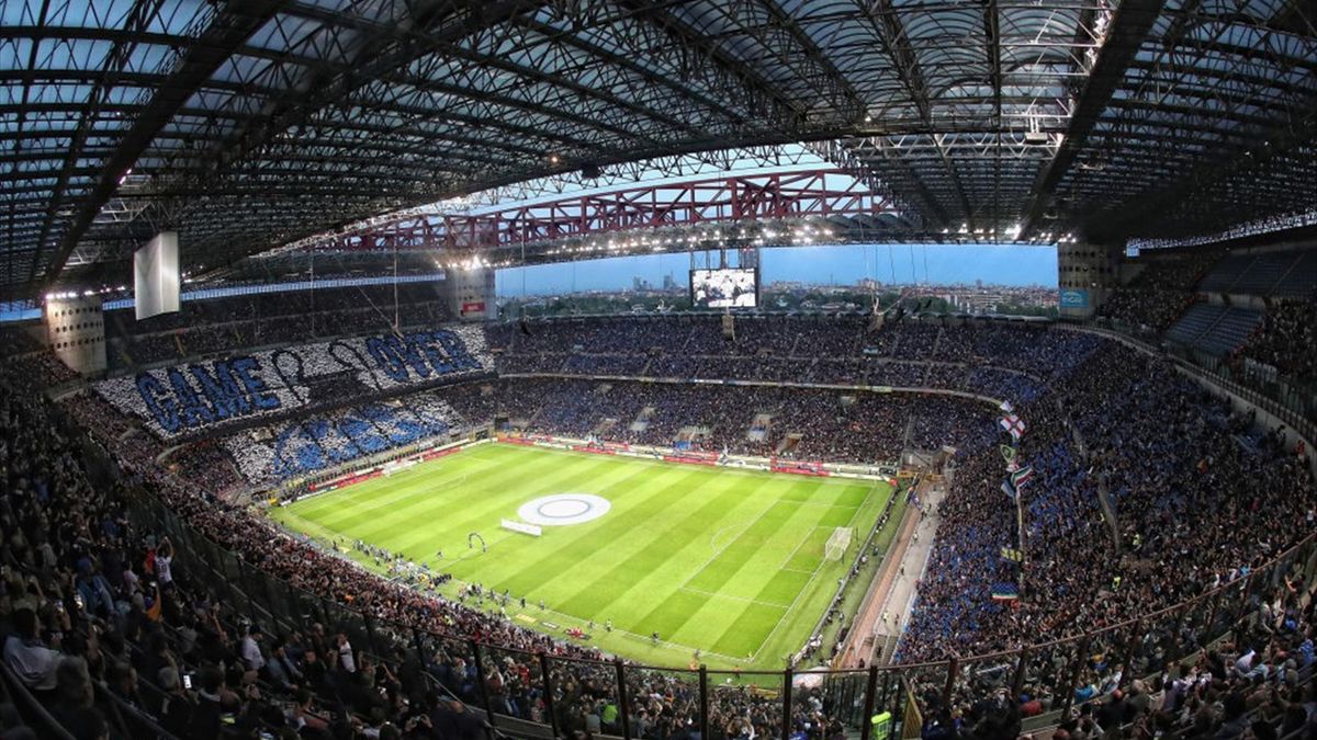 Il Virologo Bassetti Il Virus Si E Indebolito Presto Potremmo Riaprire Gli Stadi Al Pubblico Eurosport