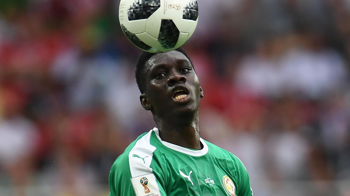 Ismaila Sarr của Watford được gọi cho Senegal mặc dù chấn thương đầu gối