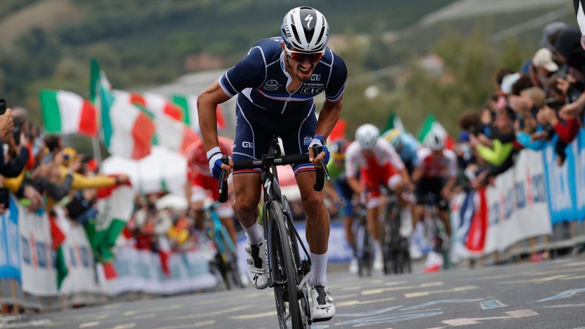 Mondiaux Cyclisme 2020 Julian Alaphilippe Sacre Champion Du Monde Sur Route A Imola Eurosport