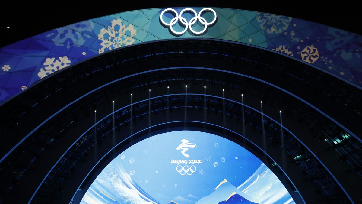 L'estrade utilisée pour la cérémonie de remise des médailles aux Jeux olympiques de Pékin 2022.
