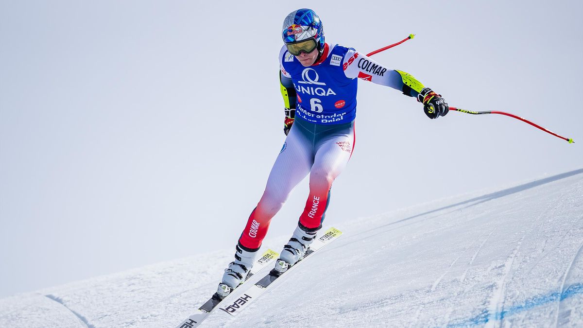 Alexis Pinturault of France competes in the men's SuperG event at the FIS ski alpine World Cup on February 29, 2020 in Hinterstoder