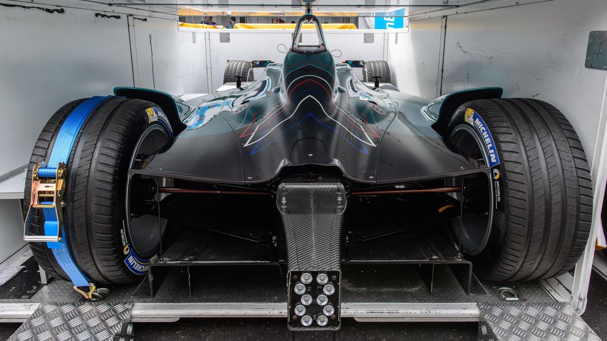 New manufacturers bid for Formula E places - Eurosport