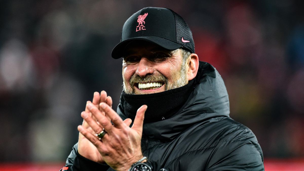 Jurgen Klopp manager of Liverpool during the Carabao Cup Quarter Final match between Liverpool and Leicester City at Anfield on December 22, 2021 in Liverpool, England. (Photo by Andrew Powell/Liverpool FC via Getty Images)