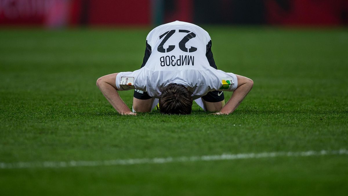 ilin vo vremya matcha s nazval mirzova