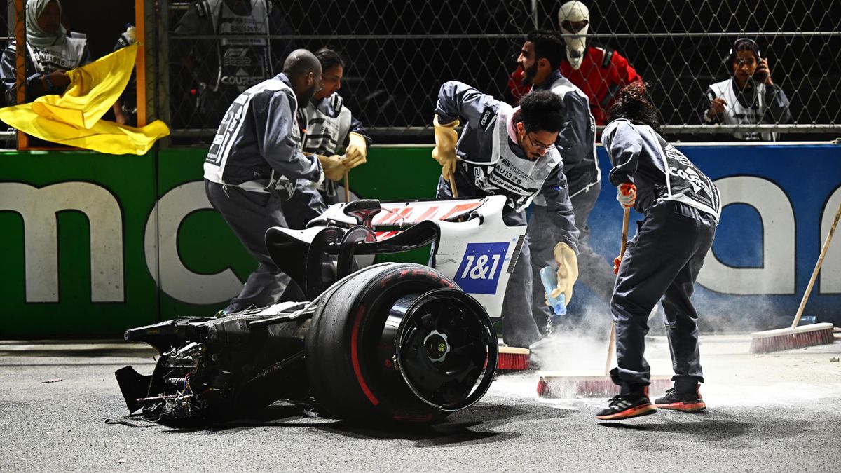 L'arrière de la Haas de Mick Schumacher, victime d'un gros crash en Q2 du Grand Prix d'Arabie Saoudite 2022