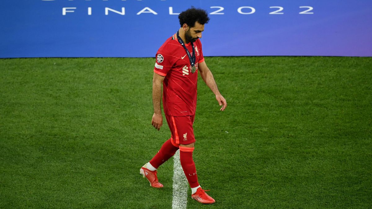 Mohamed Salah of Liverpool looks dejected following their sides defeat after the UEFA Champions League final match between Liverpool FC and Real Madrid at Stade de France on May 28, 2022