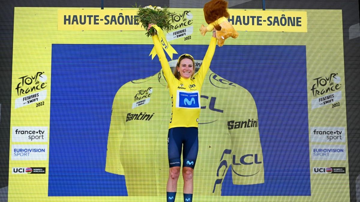 Van Vleuten staat op het hoogste podium na de etappe op de Planche des Belles Filles.