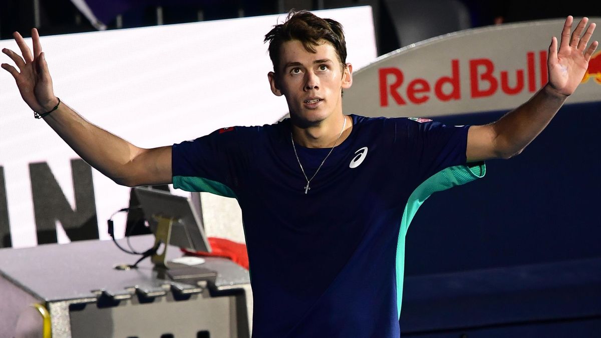Next Gen Atp Finals Alex De Minaur Sets Up Final Showdown With Jannik Sinner Eurosport