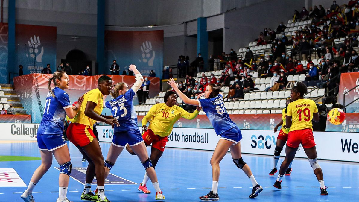 Rusia - Camerun (Campionatul Mondial de handbal feminin din Spania - 2021)