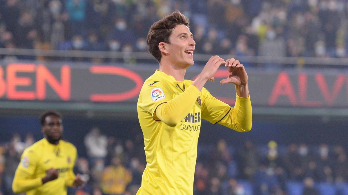 Pau Torres celebra un gol en el Villarreal-Levante