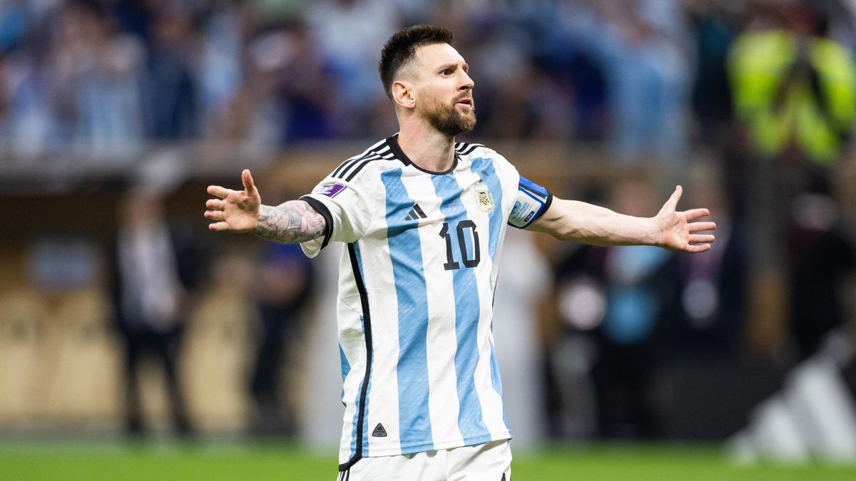 usuario cuenco Decaer Una camiseta firmada de Leo Messi del Mundial recauda 59.000 dólares en una  subasta benéfica destinada a un hospital - Eurosport