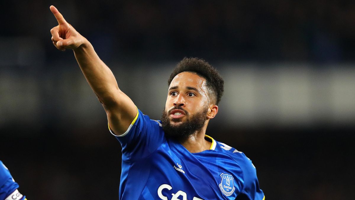 Andros Townsend of Everton celebrates scoring his teams second goal during the Premier League match between Everton and Burnley at Goodison Park on September 13