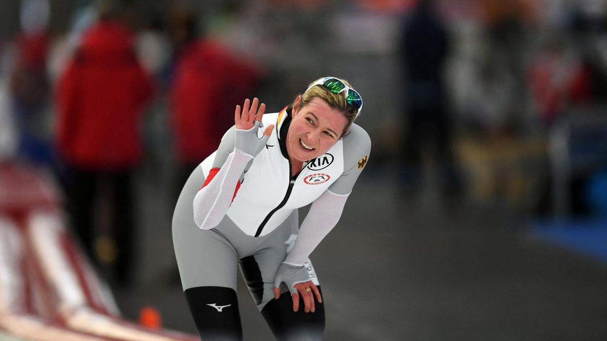 Claudia Pechstein winkt ein Olympia-Rekord