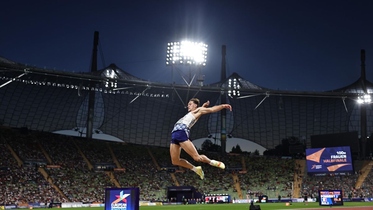Jules Pommery lors de la finale du saut en longueur aux Championnats d'Europe 2022 d'athlétisme