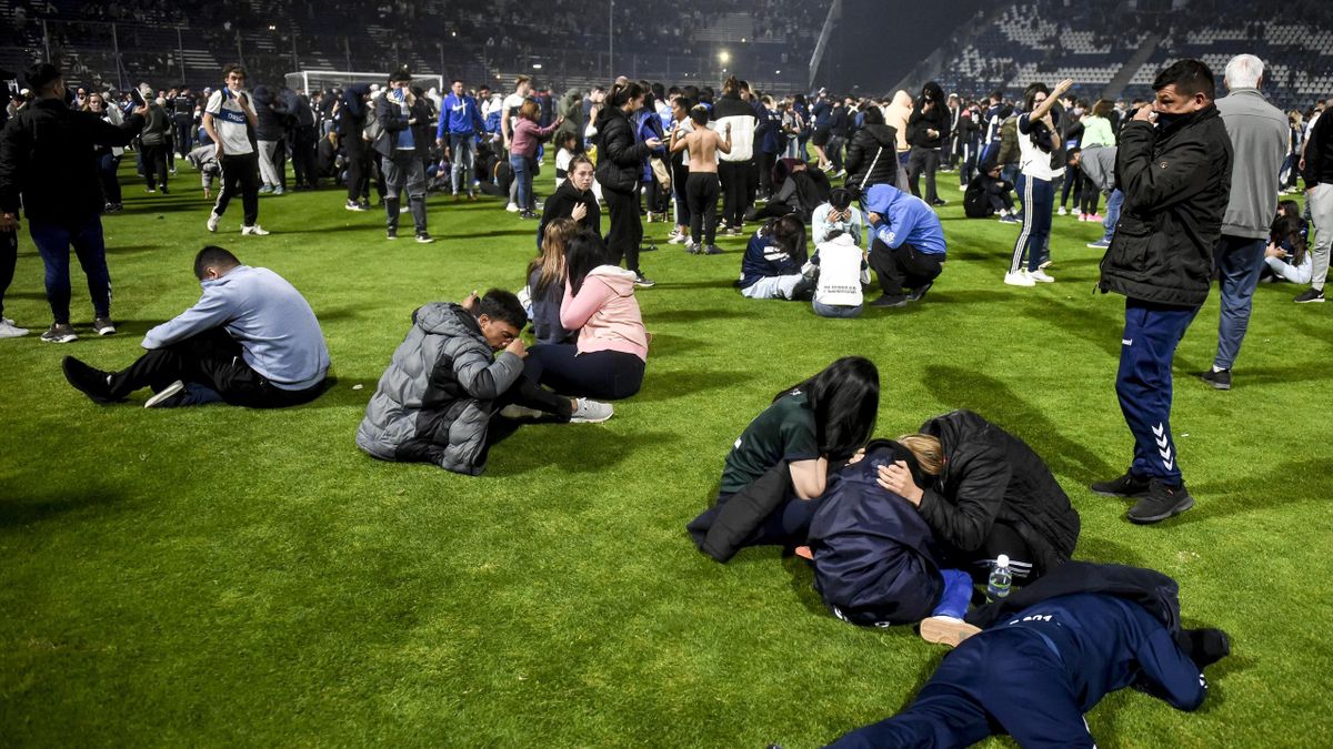Tragedia en Argentina: Un fallecido en los incidentes previos al Gimnasia-Boca  Juniors - Eurosport