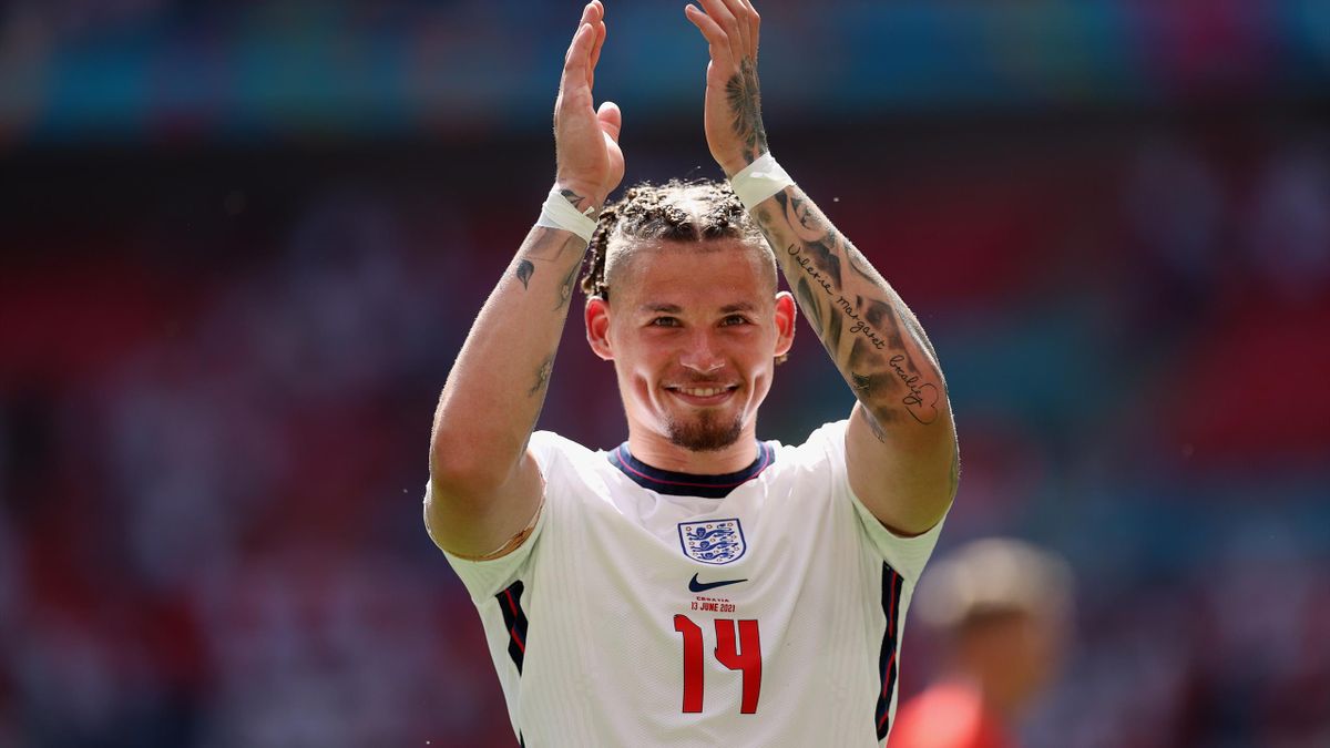 Kalvin Phillips of England applauds the fans following victory in the UEFA Euro 2020 Championship Group D match between England and Croatia at Wembley Stadium on June 13, 2021 in London, England.
