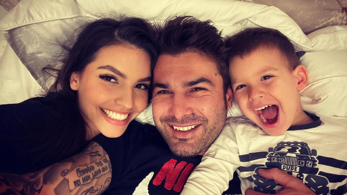 Mesajul Lui Adrian Mutu CÄƒtre Romani SelecÈ›ionerul De La Tineret S A Autoizolat ImpreunÄƒ Cu Familia Eurosport