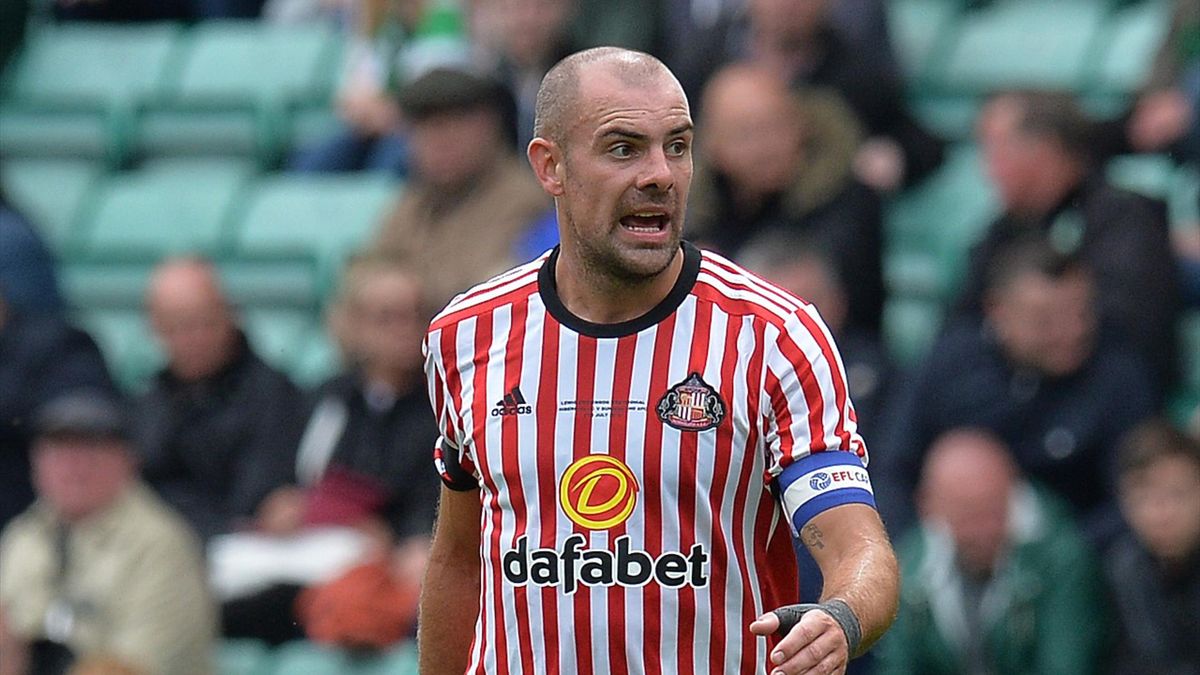 Fc Sunderland Trennt Sich Nach Alkoholfahrt Von Darron Gibson Eurosport