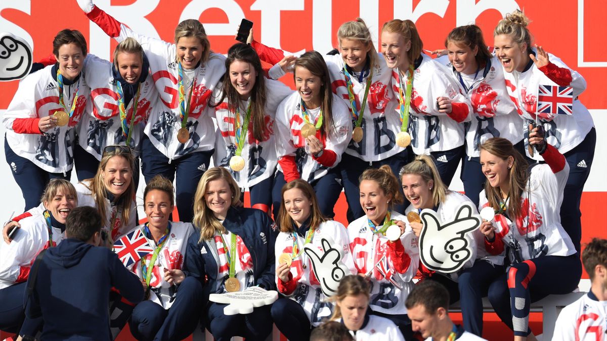 Team GB's women's hockey team show off their gold medals at the Rio 2016 victory parade