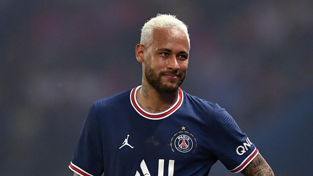 Neymar Jr of Paris Saint-Germain reacts during the Ligue 1 Uber Eats match between Paris Saint Germain and FC Metz at Parc des Princes on May 21, 2022 in Paris, France.
