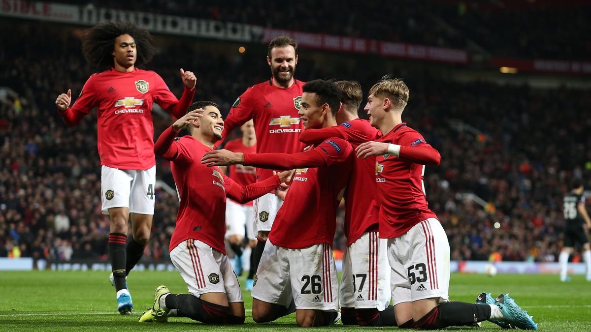 Football News Mason Greenwood Brace Sends Rampant Manchester United Through As Group Winners Eurosport