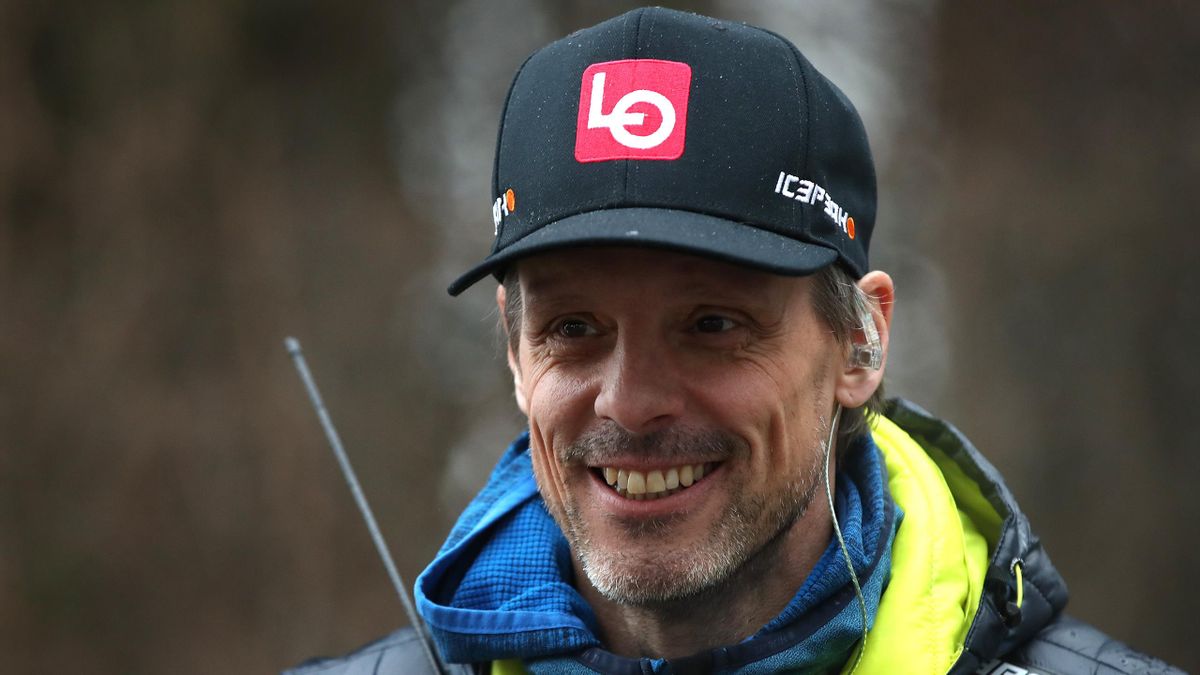 Hat derzeit viel zu lachen mit Marius Lindvik: Norwegens Trainer Alexander Stöckl