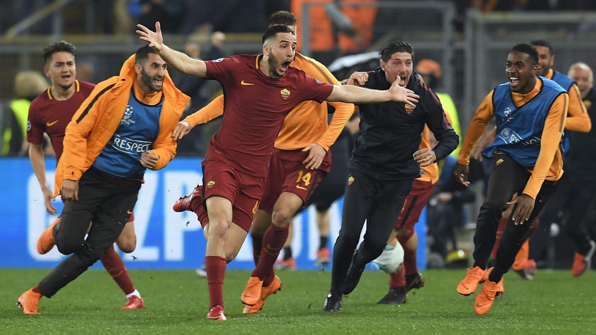 Kostas Manolas fête son but décisif lors du match opposant la Roma au FC Barcelone en Ligue des champions, le 10 avril 2018