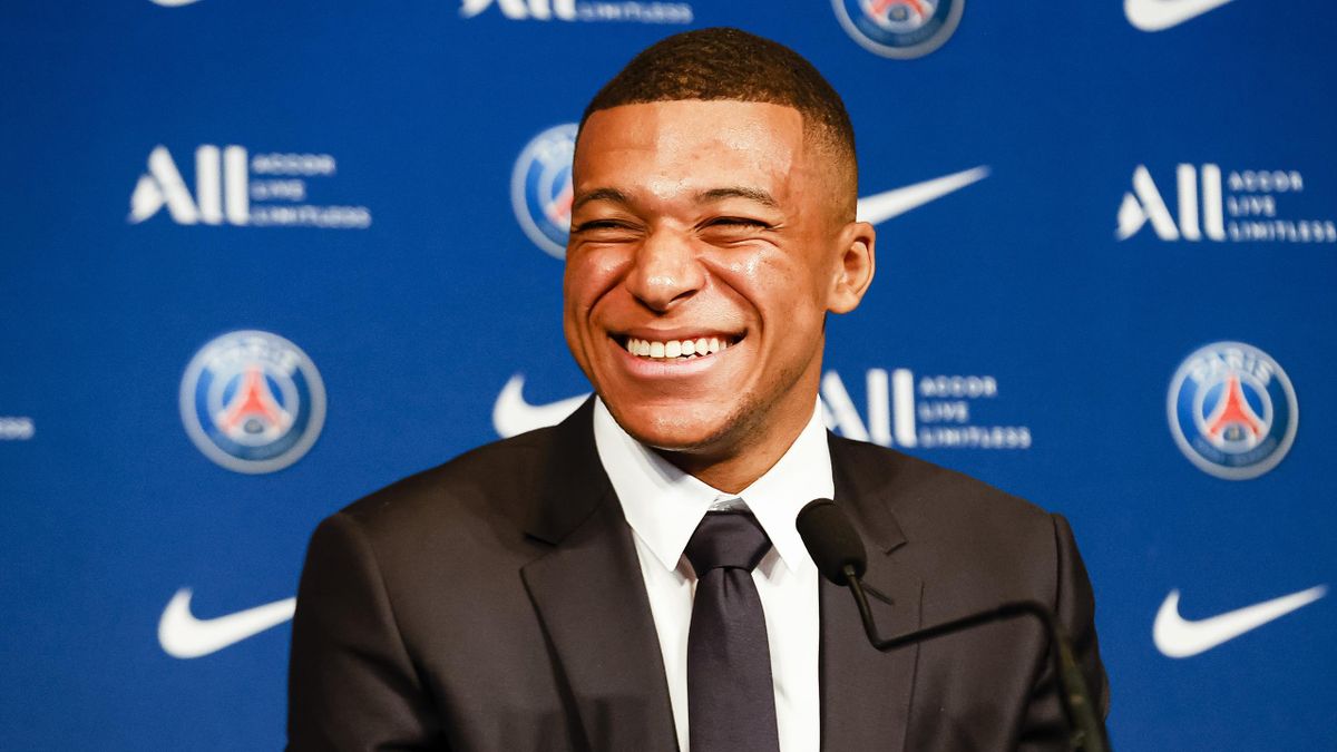 Kylian Mbappe says he held talks with Liverpool before deciding to stay at PSG