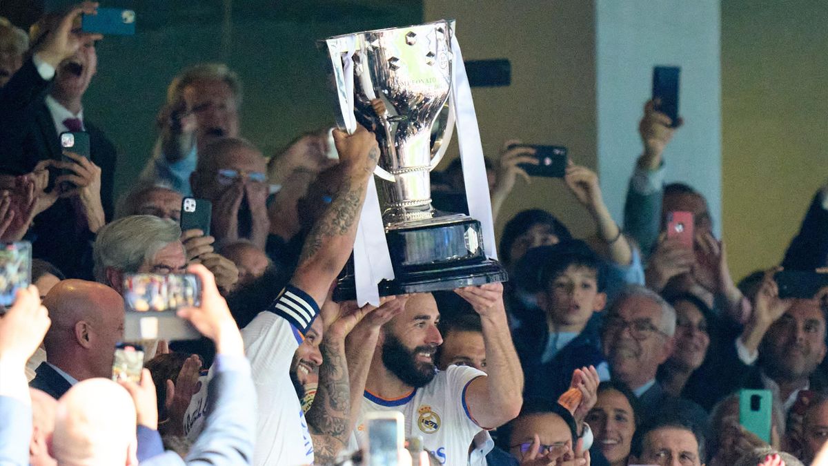 Real Madrid celebrate winning the La Liga title for a 35th time