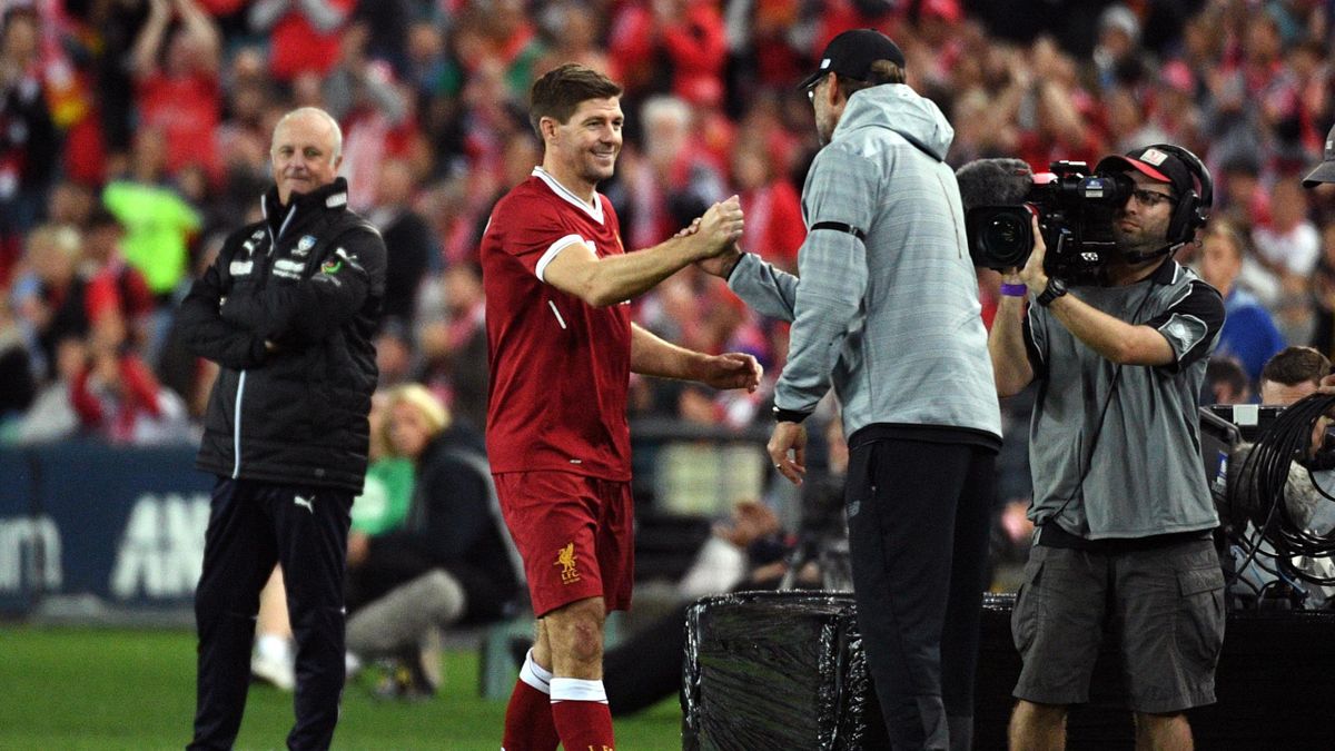 Steven Gerrard und Jürgen Klopp (FC Liverpool)